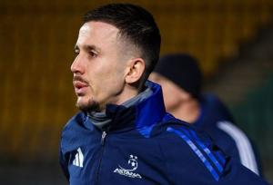 هافبک گلزن آلبانیایی با پرسپولیس به توافق رسید