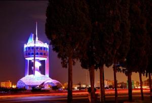 طی ساعات اخیر یک پاکبان، مشهورترین چهره ایران شد