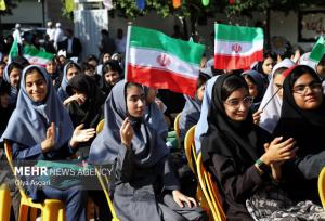 مشارکت خیرین و اولیا؛ محور تأمین نیازهای آموزشی پاکدشت
