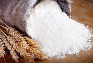 توزیع ۴۰۰۰ تُن آرد خانه‌پزی بین روستائیان همدان