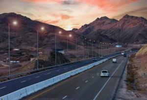 اجرای ۴ پروژه روشنایی در محورهای خراسان جنوبی برای افزایش ایمنی