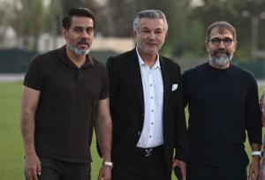 استیلی با یک بیانیه تند از پرسپولیس استعفا داد