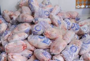 کشف انبار احتکار ۳۰۰ تن مرغ منجمد در هرمزگان