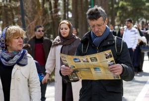 تا سال ۱۴۰۷ باید به جذب سالانه ۷۰۰ هزار گردشگر خارجی در کرمانشاه برسیم