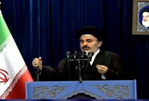 امام جمعه ارومیه: ایران پس از انقلاب به عزت و افتخار رسید