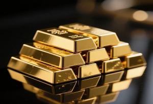 قیمت طلا پس از ثبت رکورد تاریخی افت کرد