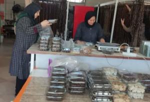 کارآفرینی از دل سنت؛ بانویی که اشتغال را به فرهنگ بومی گره زد