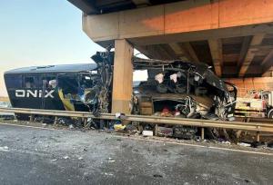 تصادف مرگبار اتوبوس در برزیل/ دست کم ۵۲ نفر کشته و مصدوم شدند