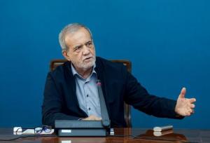 پزشکیان: دولت به دنبال راه‌حل‌های جامع برای مقابله با کم‌آبی است