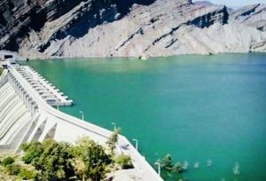 ذخیره ۱۹۵ میلیون مترمکعب آب سیلاب در سد استقلال میناب