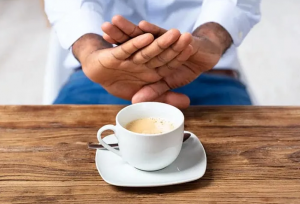 ۵ راه موثر و بدون دردسر برای ترک کافئین