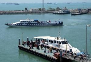 تردد شناورهای مسافری بندرعباس به قشم و هرمز بدون وقفه انجام می‌شود