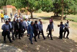 بازدید معاون رئیس جمهور از روستاهای خسروآباد و قمچقای بیجار