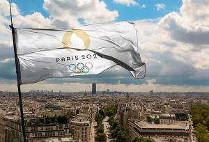 شناگر فرانسوی: المپیک پاریس تبدیل به نمایش سیاسی شده است!