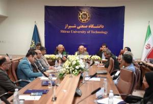 معاون وزیر علوم: پایگاه اطلاعات مدارک تحصیلی به ۲۰ میلیون داده رسید / دانشگاه‌ها در تکمیل کد صحت همکاری کنند