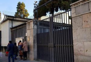 نوبت گرفتن از سفارت آلمان تبدیل به خطرناک‌ترین کار دنیا شد!