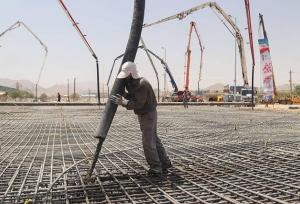 دادستان هرمزگان: اختلاف فاحش قیمت بتن در بندرعباس زیر ذره‌بین دستگاه قضایی