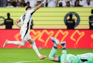 بنزما مصدوم شد