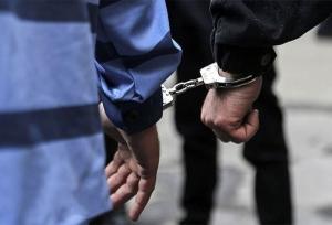 پدر و پسر مامورنما در مشهد دستگیر شدند