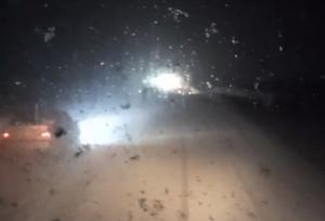 عملیات برف‌روبی و نمک‌پاشی محور شاهرود - آزادشهر