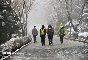 برف و یخبندان عمومی در راه اصفهان؛ هشدار هواشناسی برای کاهش ۱۲ درجه‌ای دما