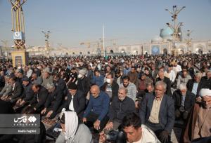 تصاویر توجه‌برانگیز از اقامه نماز باران در مشهد