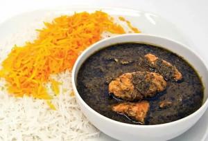 قلیه‌ماهی یلدایی، خورشتی اصیل که گرمای جنوب را به سفره می‌آورد