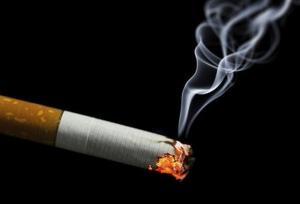 مواد تحریک‌کننده دود سیگار ساعت‌ها در بازدم باقی می‌ماند