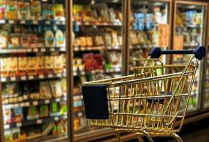 عرضه گوشت مرغ همچنان بالاتر از قیمت مصوب/کاهش قیمت برنج