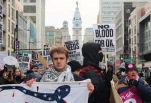 معترضان در فیلادلفیا خواستار استیضاح ترامپ شدند