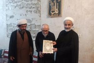 دیدار امام جمعه دشتستان با خادم پیشکسوت نماز جمعه