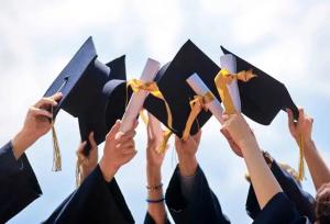 دانشجو؛ تجلی خلاقیت و چالش‌گری در مسیر نوآوری و تغییر جهانی