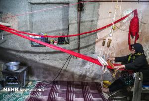 دیناری: چادرشب‌بافی رویین در فهرست میراث ناملموس ملی ثبت شد