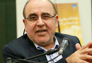 نویسندگی مرا انتخاب کرد، من فقط قلم را برداشتم