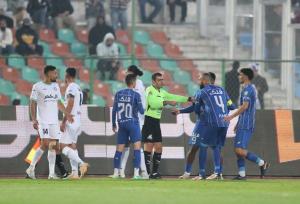 پنالتی استقلال مقابل گل گهر سوخت؟