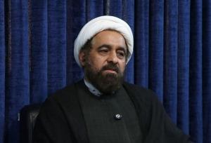 رسانه در افشای دروغ‌های جریان استکبار پیشگام باشد
