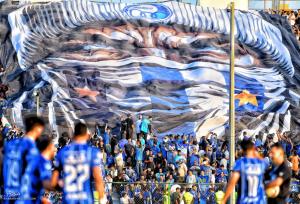 همه کار می‌کنید پرسپولیس دربی را نبازد