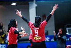 برتری قاطع زنان والیبالیست تبریزی در خانه