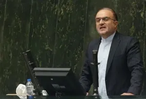 احضار وزیر اقتصاد و رئیس کل بانک مرکزی به مجلس