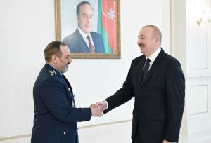 دیدار وزیر دفاع ایران با رئیس‌جمهور آذربایجان