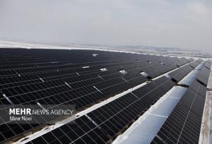 توسعه انرژی تجدیدپذیر دراستان سمنان؛ تولید ۲۴۰۰مگاوات برق هدف‌گذاری شد