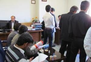 ایزدی: تأخیر در انجام امور اداری تخلف است