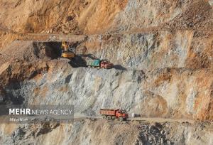 عرضه ۱۲۰ پهنه معدنی طلا و مس در بورس کالا