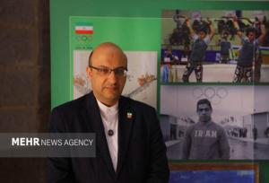 حضور دبیرکل کمیته ملی المپیک در مسابقات وزنه‌برداری برداری