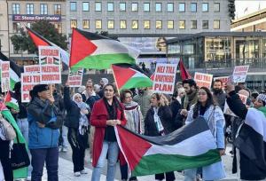 مردم سوئدخواستار توقف فوری جنگ در غزه شدند