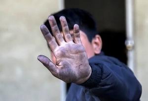 مافیا علت کار کودک نیست؛ ۷۲ درصد کودکان کار با خانواده زندگی می‌کنند