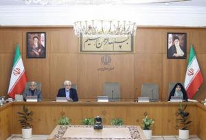 عارف: دولت به کوچکترین نقد رسانه‌ها توجه دارد
