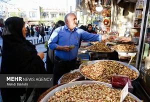 وضعیت بصری چهار راه بازار قم ساماندهی می‌شود