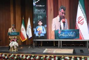 «معلمان» ستون فقرات توسعه و سرمایه‌های اصلی نظام تعلیم و تربیت هستند