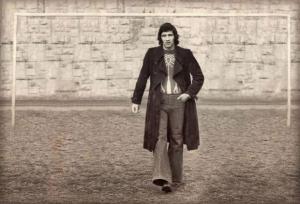 تاج: حجازی را الگوی خودم می دانم؛هنوز رفتنش را باور ندارم